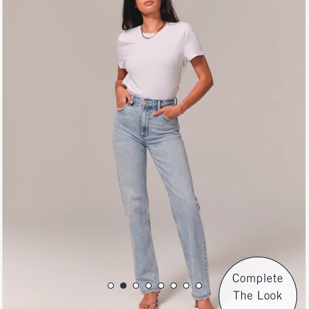Abercrombie Ultra High Rise 90s straight jean